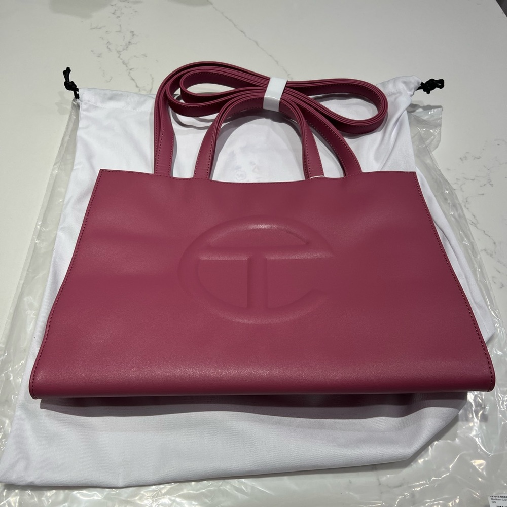 Telfar Medium Shopping bag corned beef